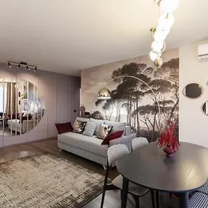 Апартаменты Leogrand On Svobody Avenue, Львов